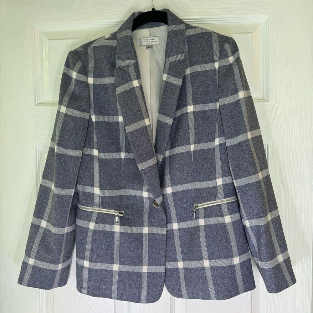 Tahari ASL Women's Petite Plaid Zip-Detail Blazer (8P, Blue/White)